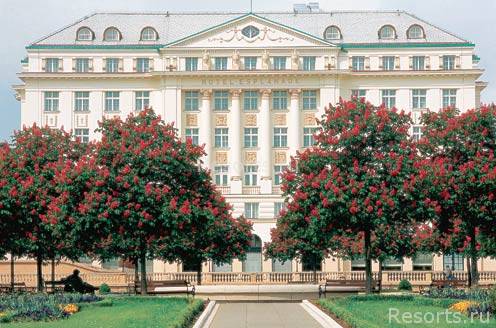 The Regent Esplanade 3